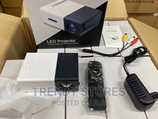 Portable Mini Projector With Audio HDMI - thumbnail 2