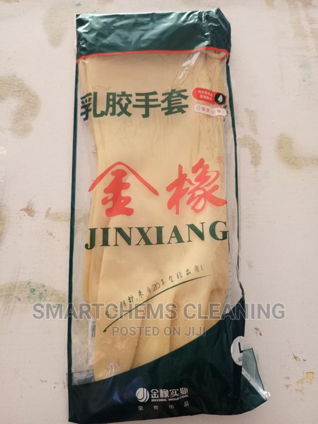 Quality Medium Duty Hand Gloves - main view