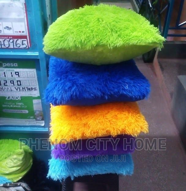 Fluffy Throwpillows