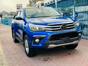 Toyota Hilux 2018 Blue