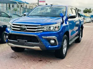 Toyota Hilux 2018 Blue