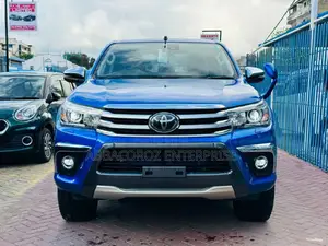 Toyota Hilux 2018 Blue
