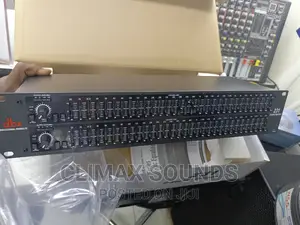 DBX 231 Graphic Equalizer, √
