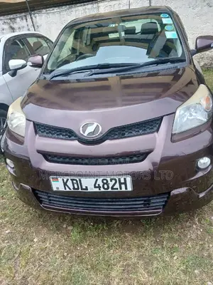 Toyota IST 2015 Purple