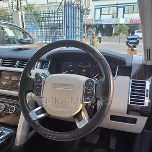 Land Rover Range Rover Vogue 2018 Black