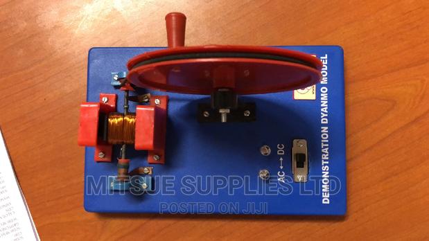 Pair of Dynamo Working Model AC/DC