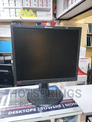 19 Inch Monitor