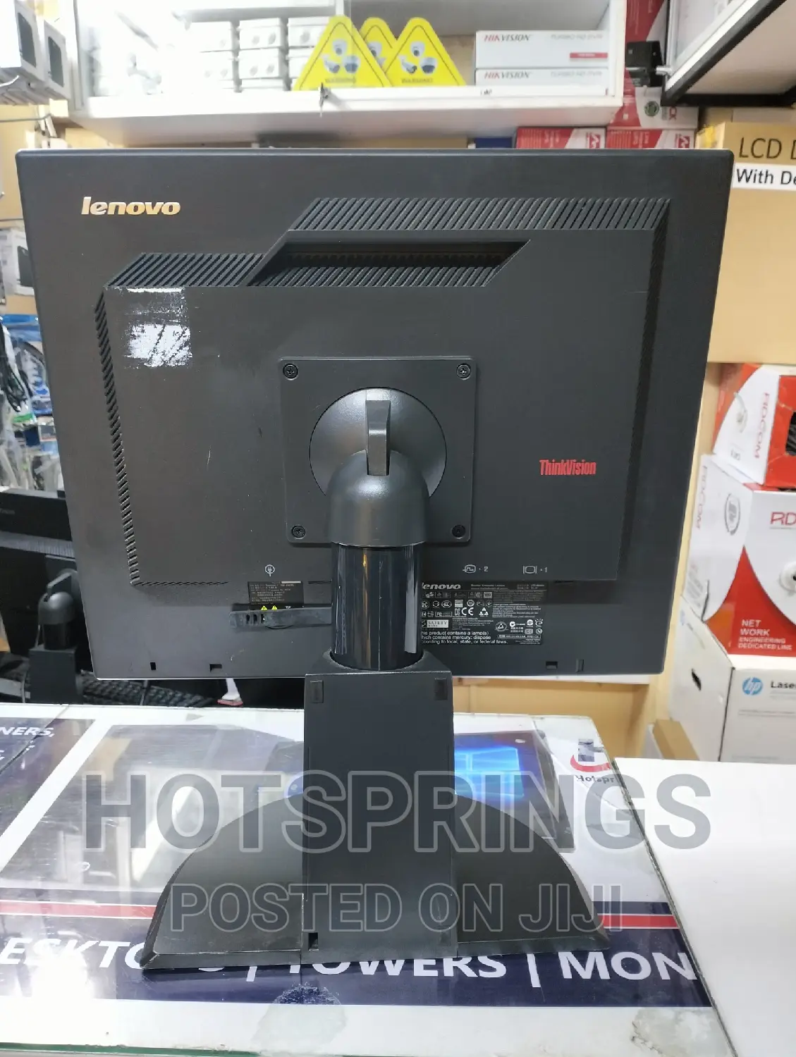 19 Inch Monitor