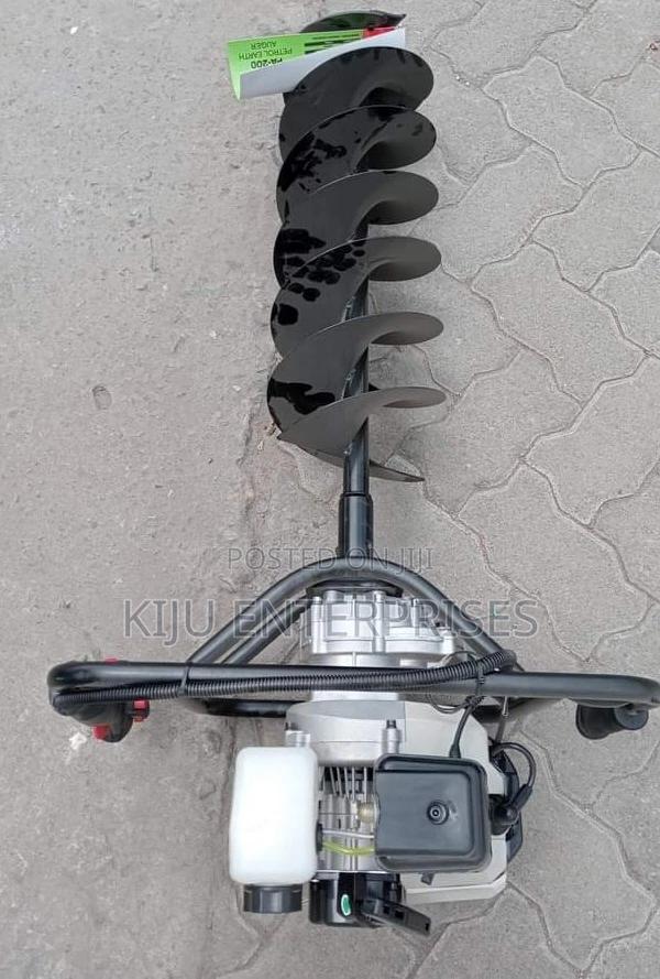 Earth Auger Ryobi Stocked - thumbnail 3