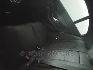 Mercedes-Benz C200 2016 Black