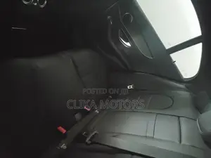 Mercedes-Benz C200 2016 Black