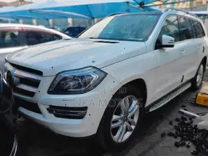 Mercedes-Benz GL-Class 2016 White