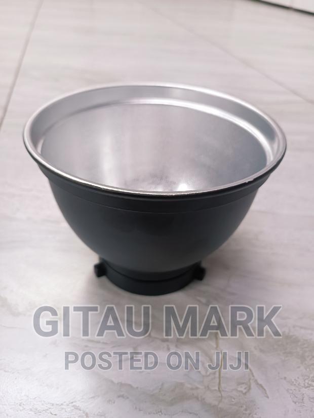 Standard Reflective Dish for Strobes With Bowens Mount - thumbnail 2
