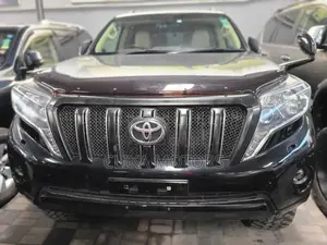 Toyota Land Cruiser Prado 2017 Black