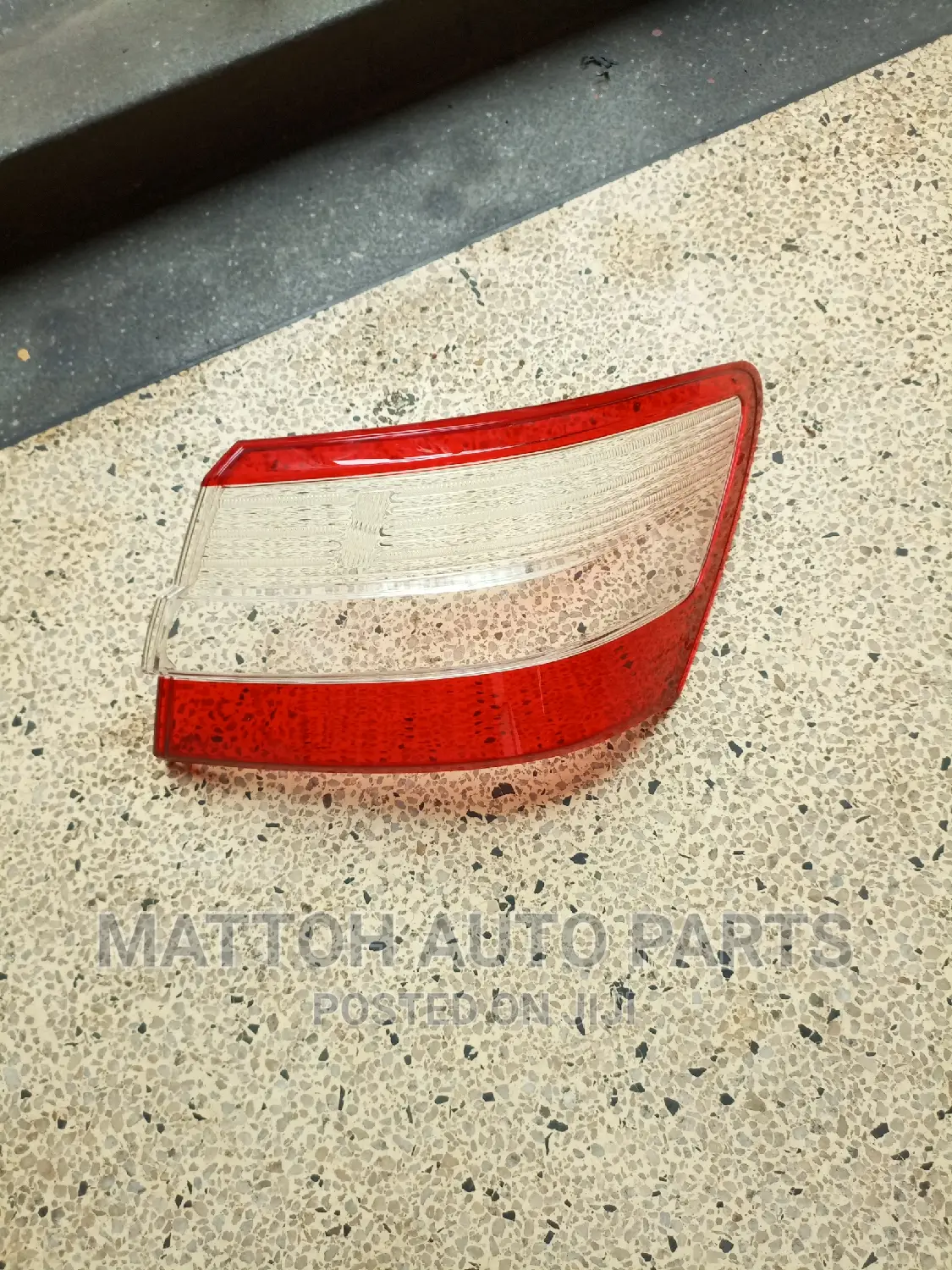 Premio 265 Tail Light Lens