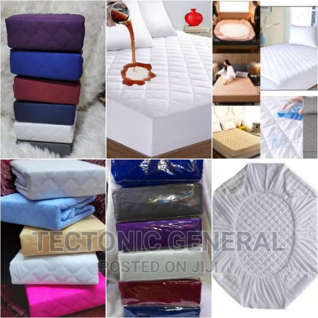 Quited Waterproof Mattress Protector - main view