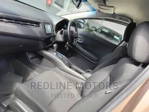 Honda Vezel 2017 Gold