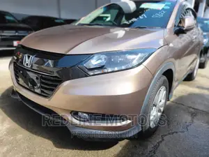 Honda Vezel 2017 Gold