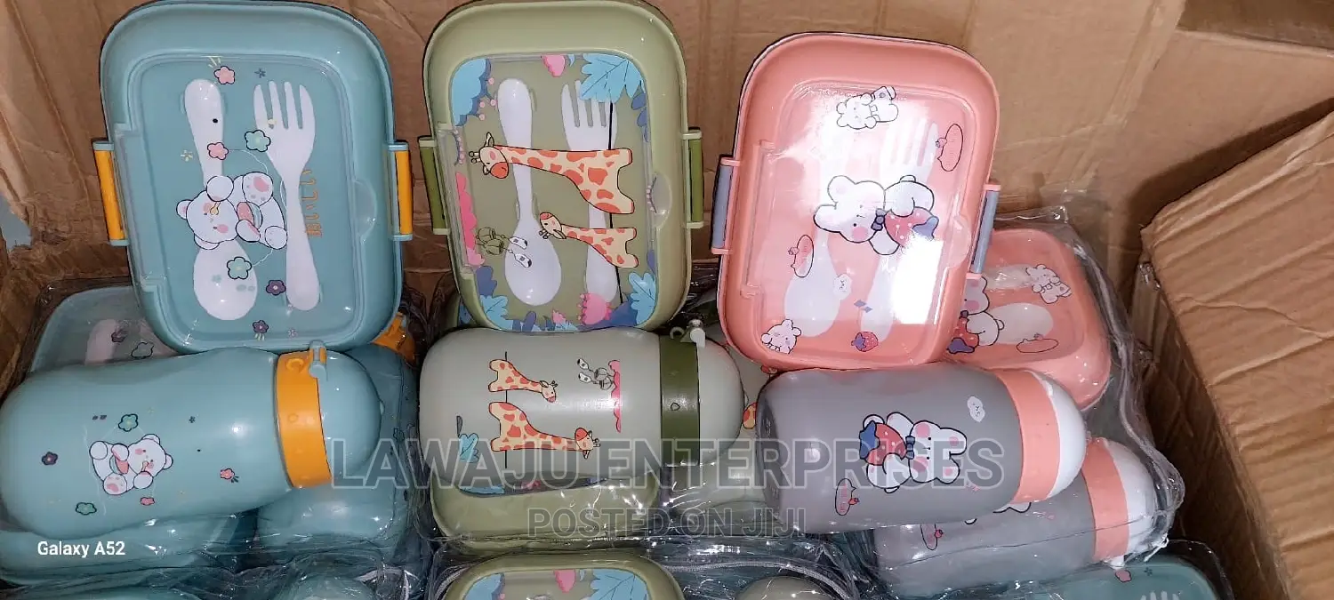 2pc Lunch Box Set With a Partitioned Compartments