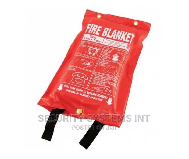 Fire Blanket 1.8m*1.8m With PVC Packaging - main view