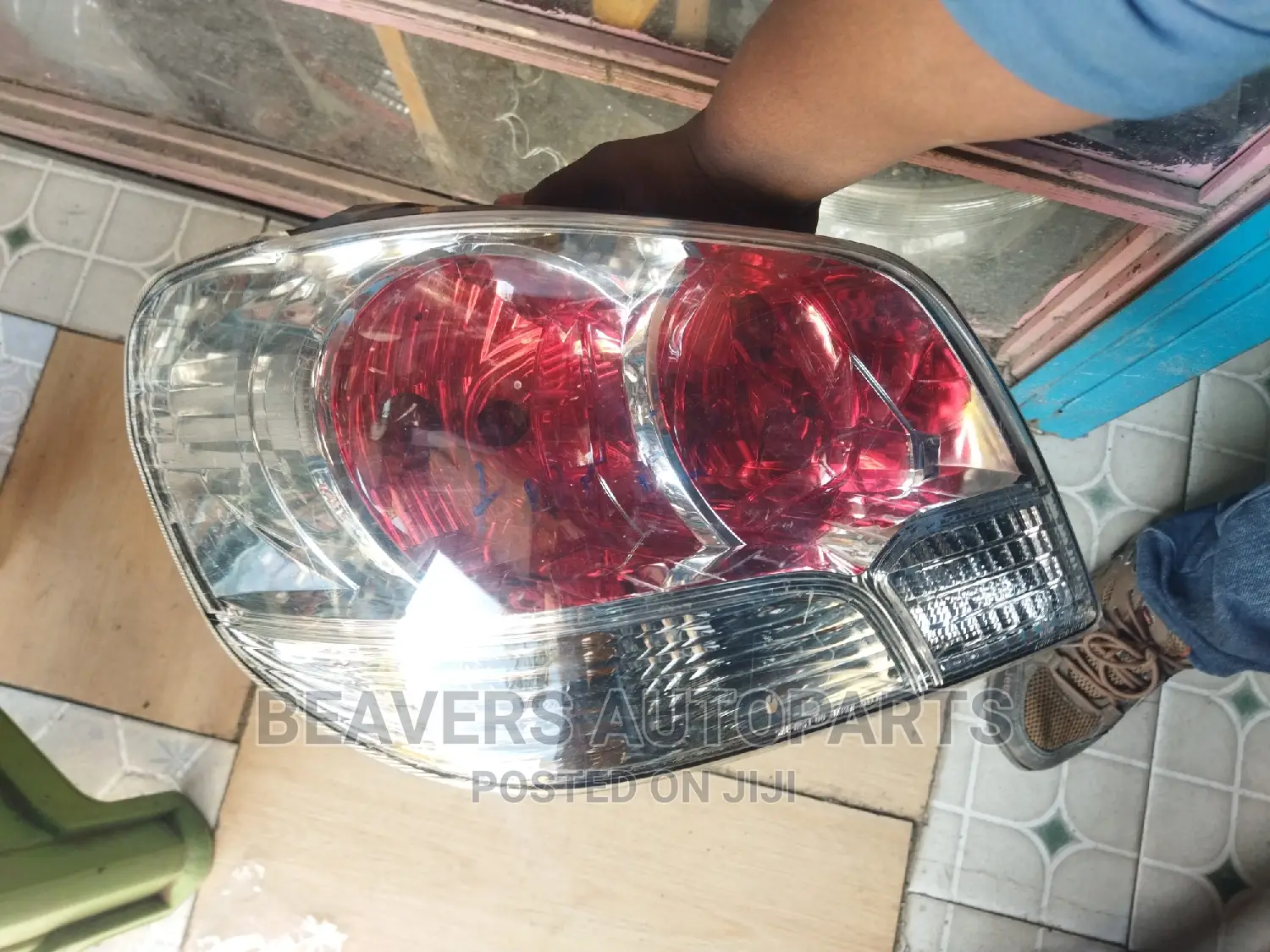 Mitsubishi Airtrek Taillight