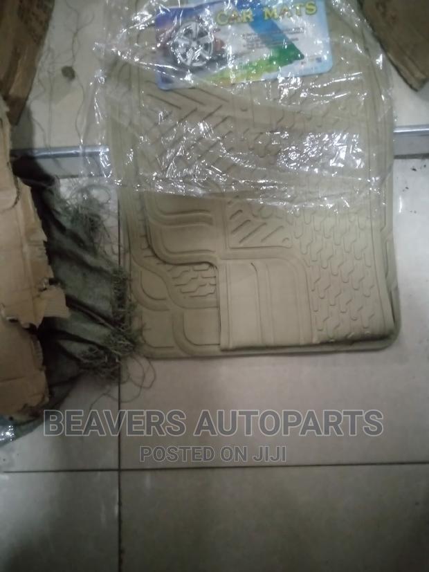 Universal Car Floor Mats - thumbnail 3