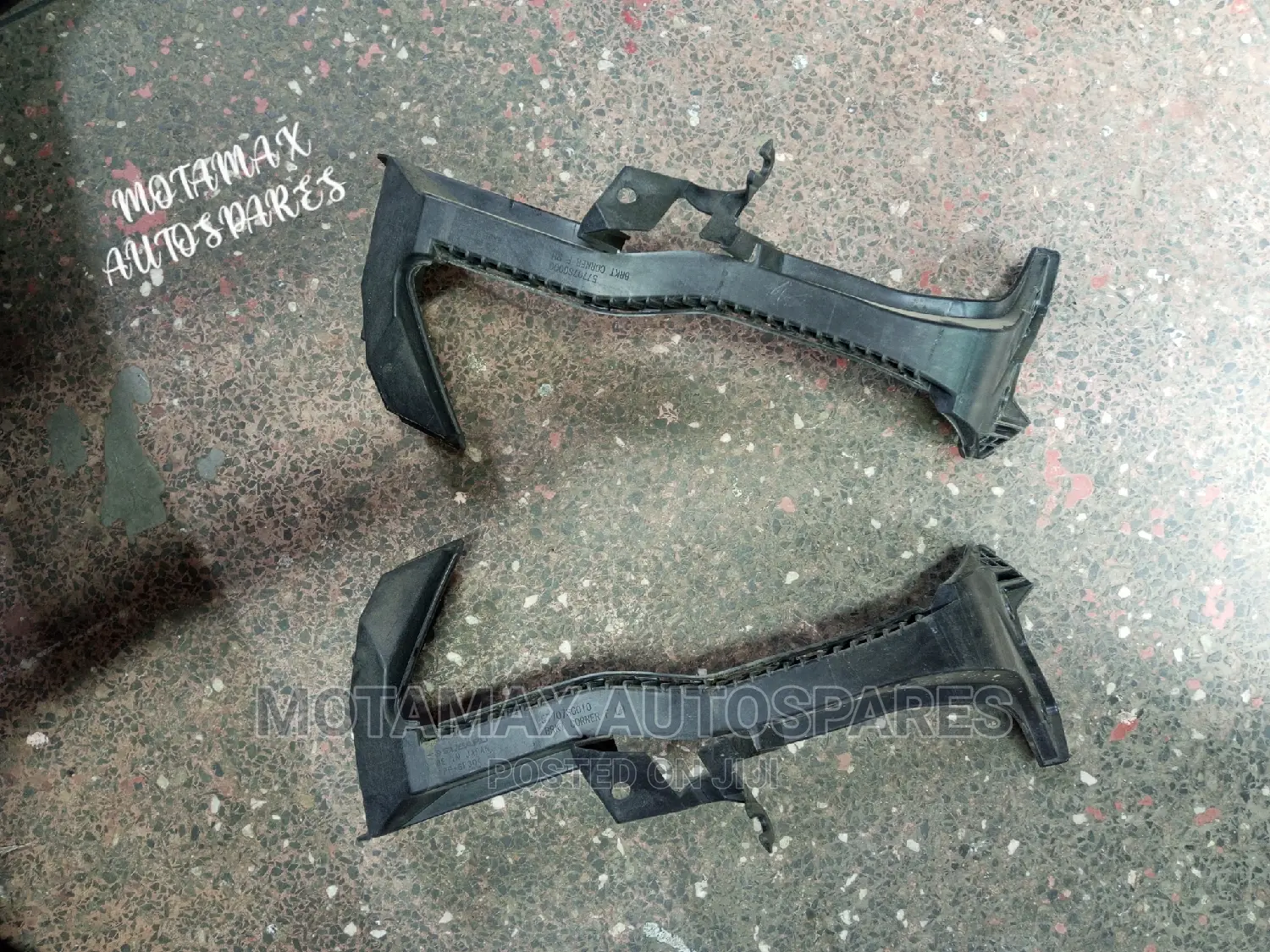 Subaru Forester SJ5 Headlight Bracket. Price Per Pc