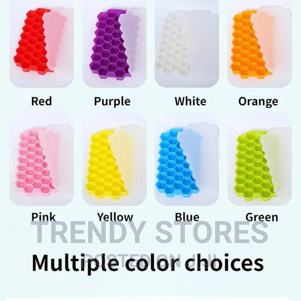 Reusable Honeycomb Silicone Icecube Mould* - thumbnail 7