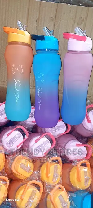 1000ml BPA FREE Water Bottle With Color Gradient