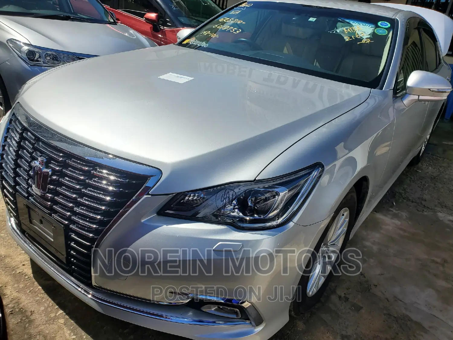 Toyota Crown 2016 Silver