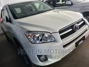 Toyota RAV4 2016 Off white