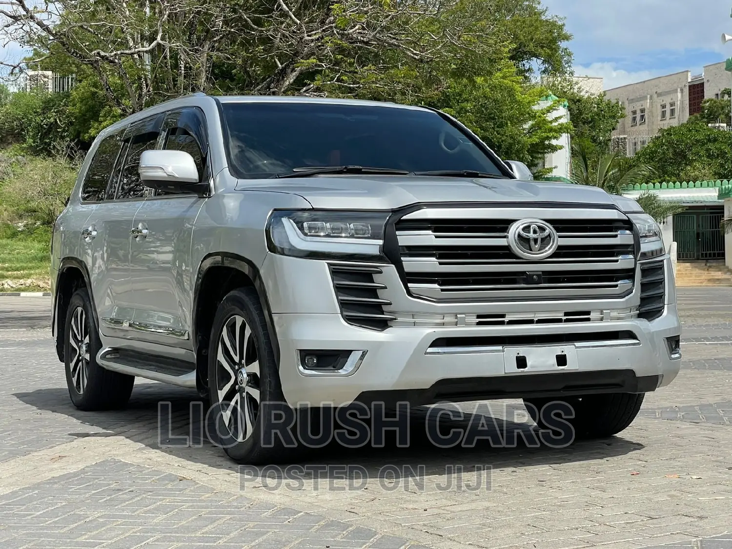 Toyota Land Cruiser 2017 Silver