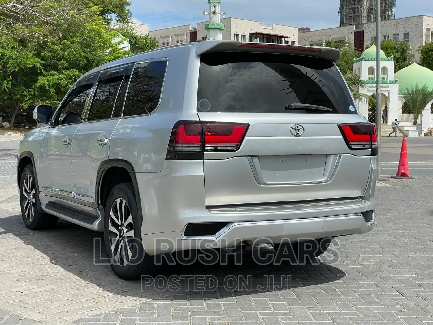 Toyota Land Cruiser 2017 Silver