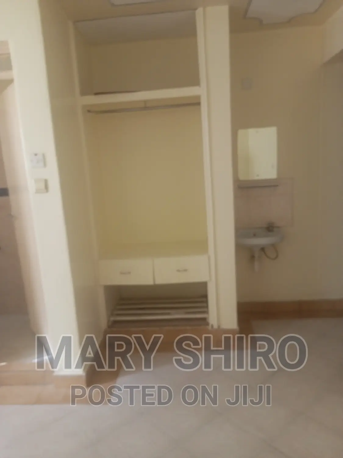 Studio Apartment in South B for rent