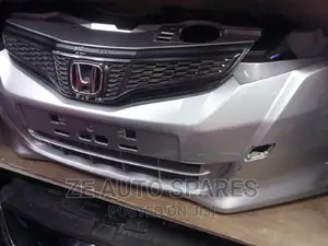 Honda Fit 2012 Complete With Grill