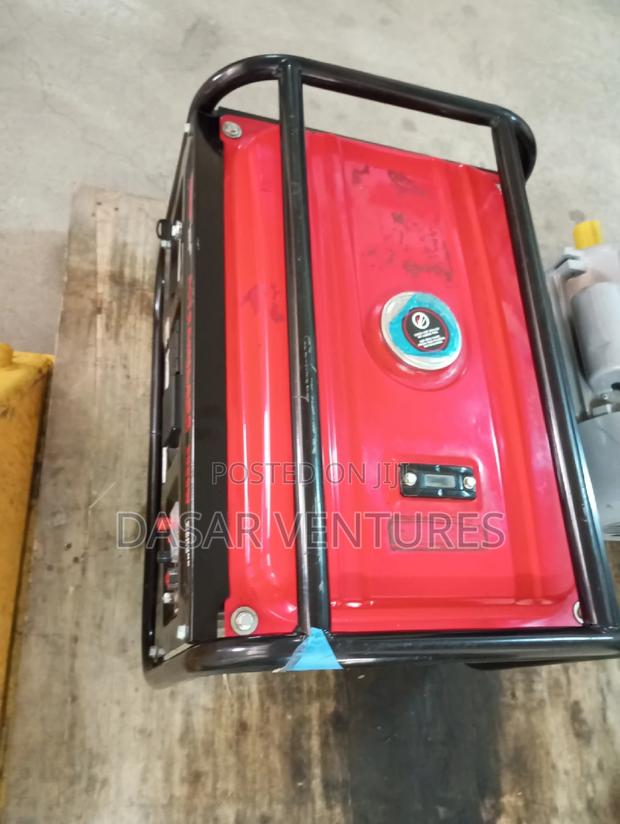 Generator Hire 2.8kva Single Phase - thumbnail 3