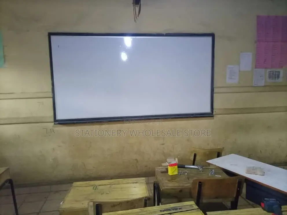 Whiteboard Heavy Duty for Classrooms 8' X 4'