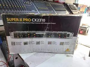 Behringer Crossover With Subout CX2310