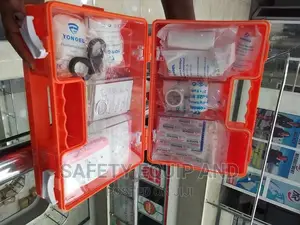 First Aid /Plastic Box