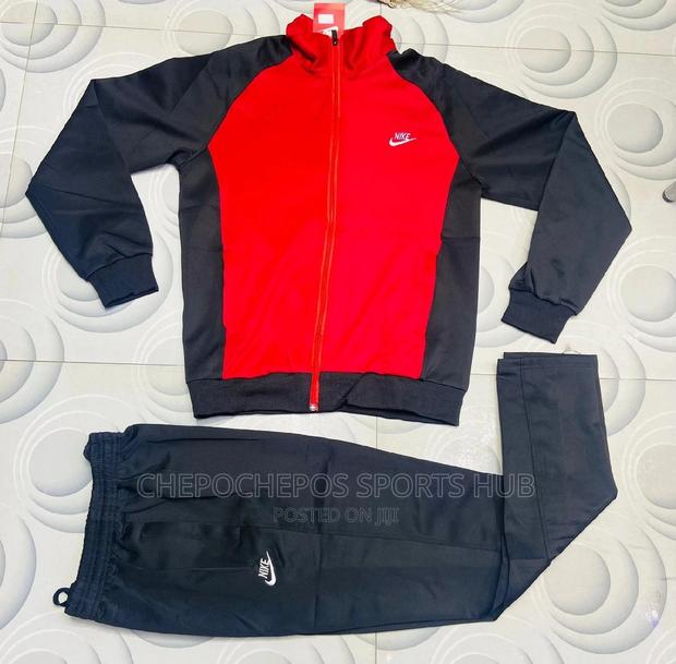 Black Quality Tracksuits - thumbnail 3