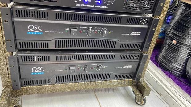 QSC Power Amplifier RMX3050