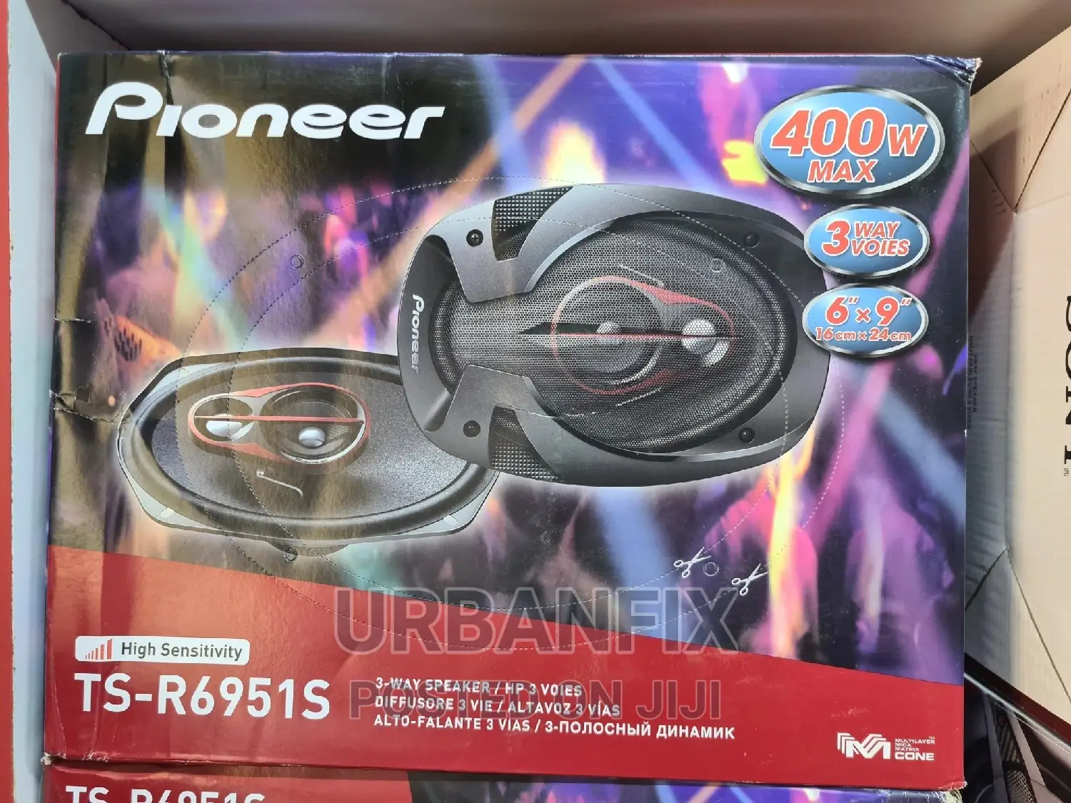 Pioneer 400 Watts 6 by 9 Oval Midrange Speakers - A Pair