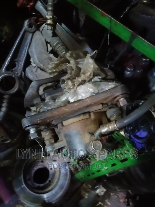 Toyota Land Cruiser Rear Caliper 100 Series - thumbnail 2