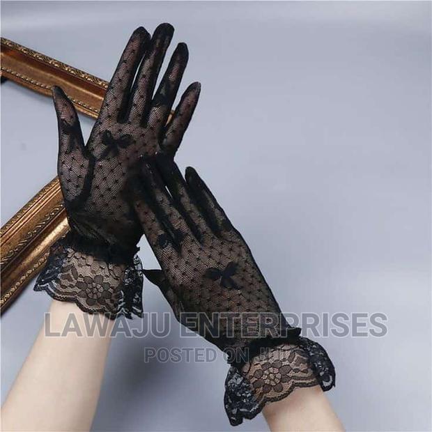Mesh Fishnet Gloves - main view