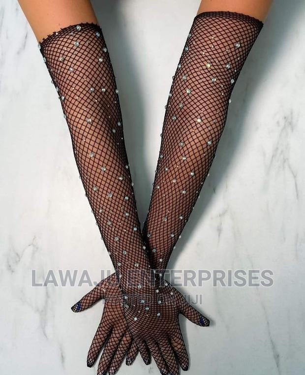 Mesh Fishnet Gloves - thumbnail 4