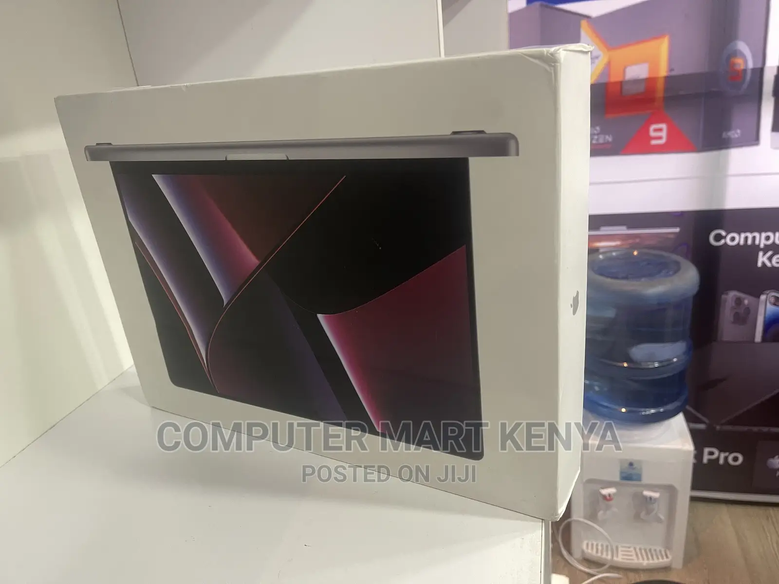 New Laptop Apple MacBook Pro 2023 M2 64GB Apple M2 Ultra SSD 4T