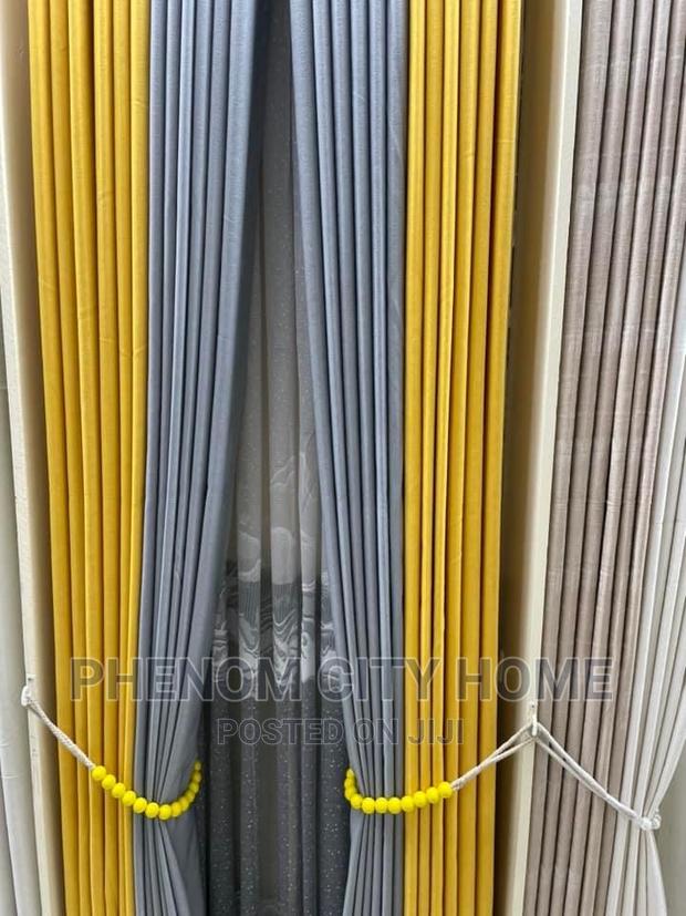 Curtain Curtain