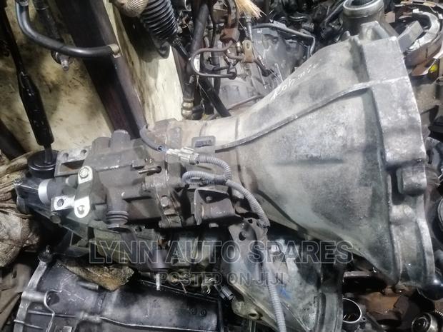 Nissan E25 Caravan Gearbox - thumbnail 2