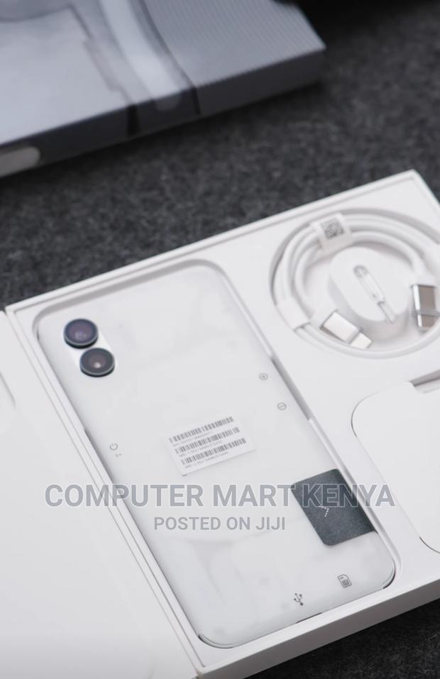 New Nothing Phone 2 256 GB White - thumbnail 2