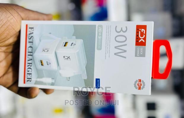 30W Fast Charger - thumbnail 2